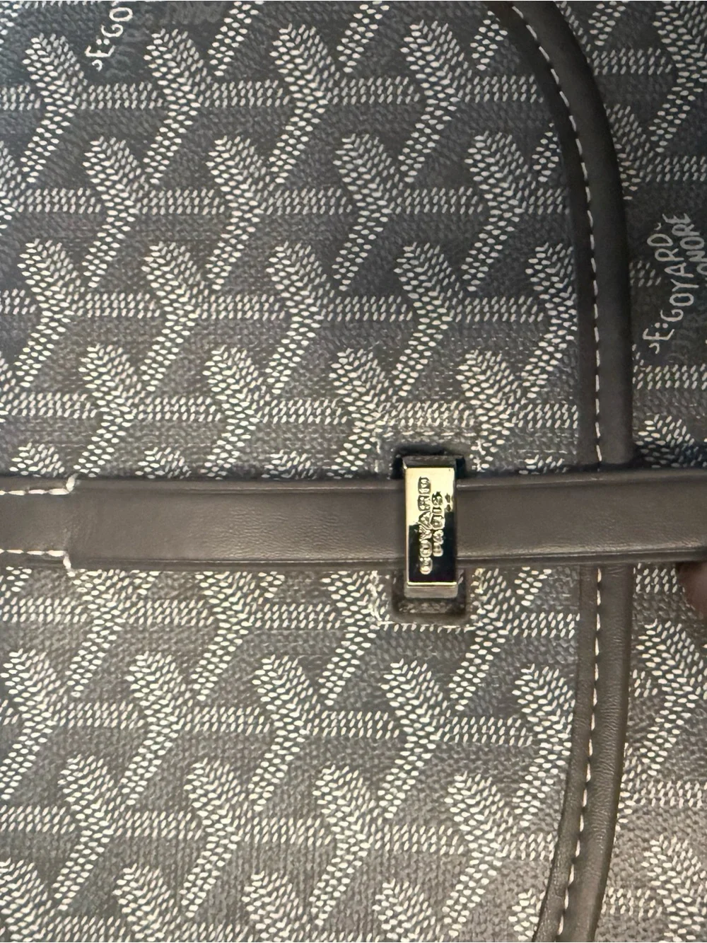 Goyard Gray Patterned Men’s Messenger Crossbody Bag